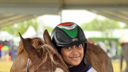 Going the Distance: How Emirati Endurance Rider Fatima Al Harthi Is Paving  The Way For Women In Sports