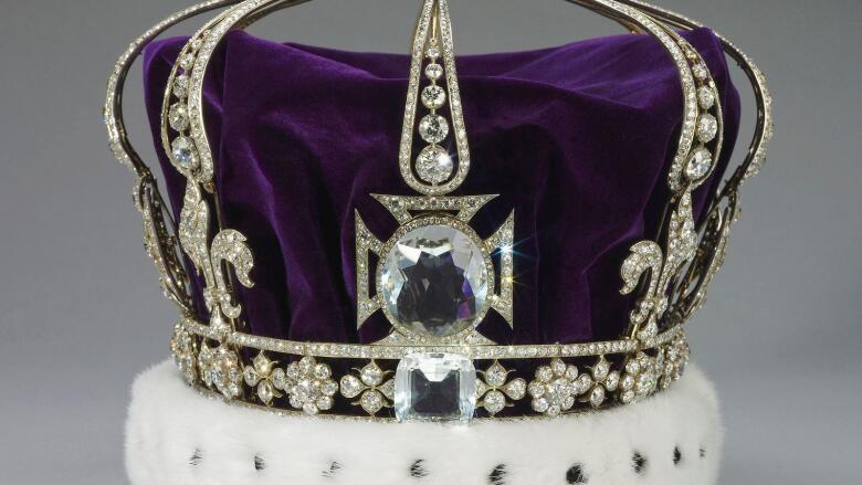 A tale of two stones: From the Koh-i-Noor to the Cullinan diamond for  Camilla's coronation crown 