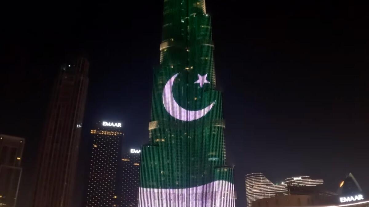 Watch Burj Khalifa lights up to celebrate Pakistani Independence Day