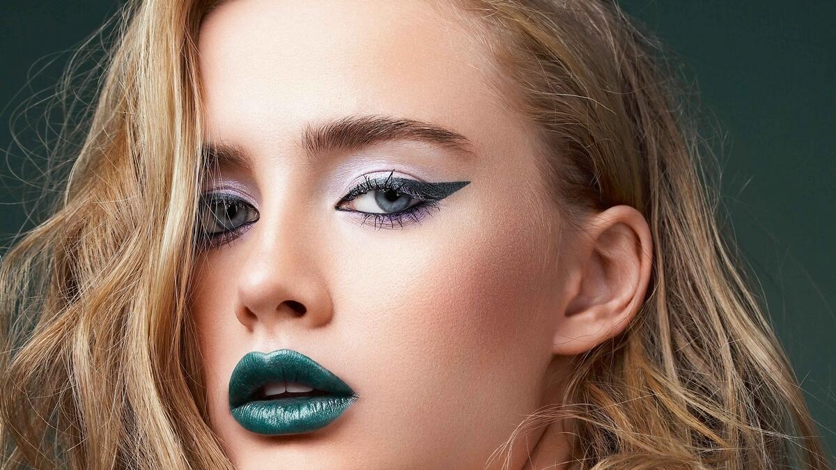 How To Wear Bolder Brighter Lipsticks News Khaleej Times 