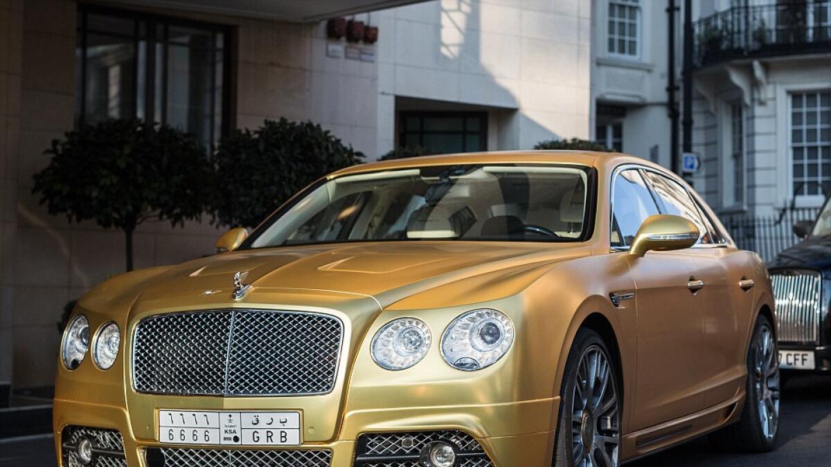 The Gold Supercars of London - Gold Blog