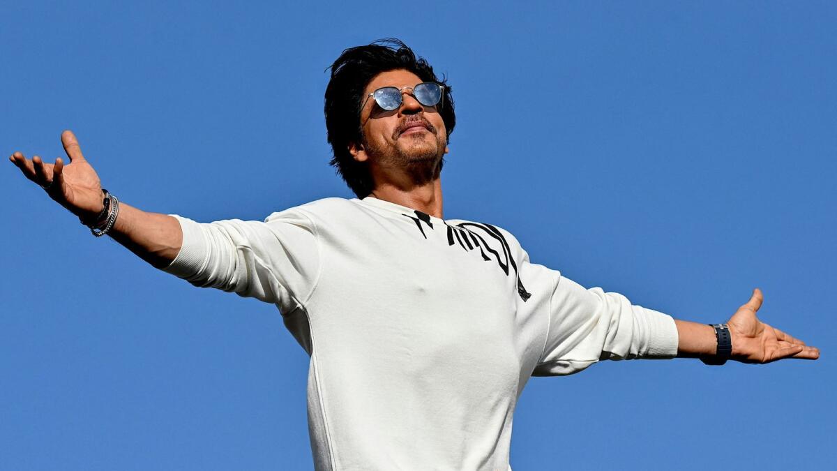 Shah Rukh Khan meets with an accident in Los Angeles, undergoes surgery:  Report : The Tribune India