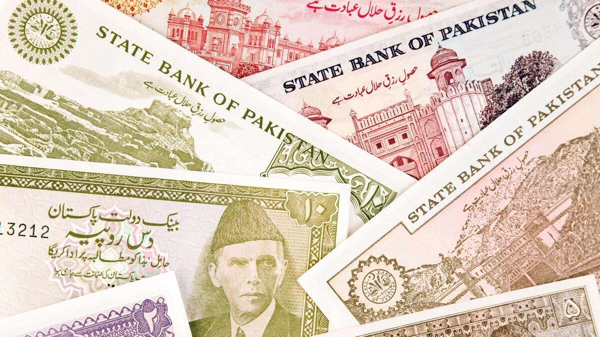 PKR in freefall: Currency plummets by 50 paisa per USD - Mettis