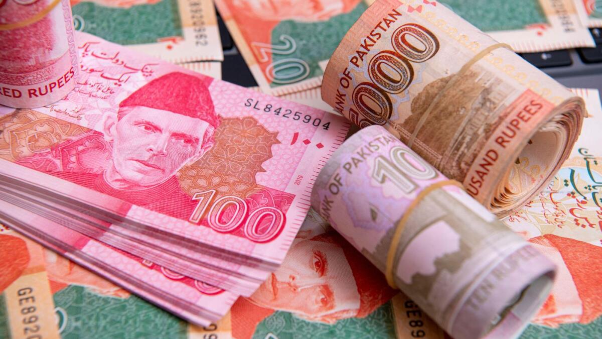 Pakistani rupee resumes losing - News | Times