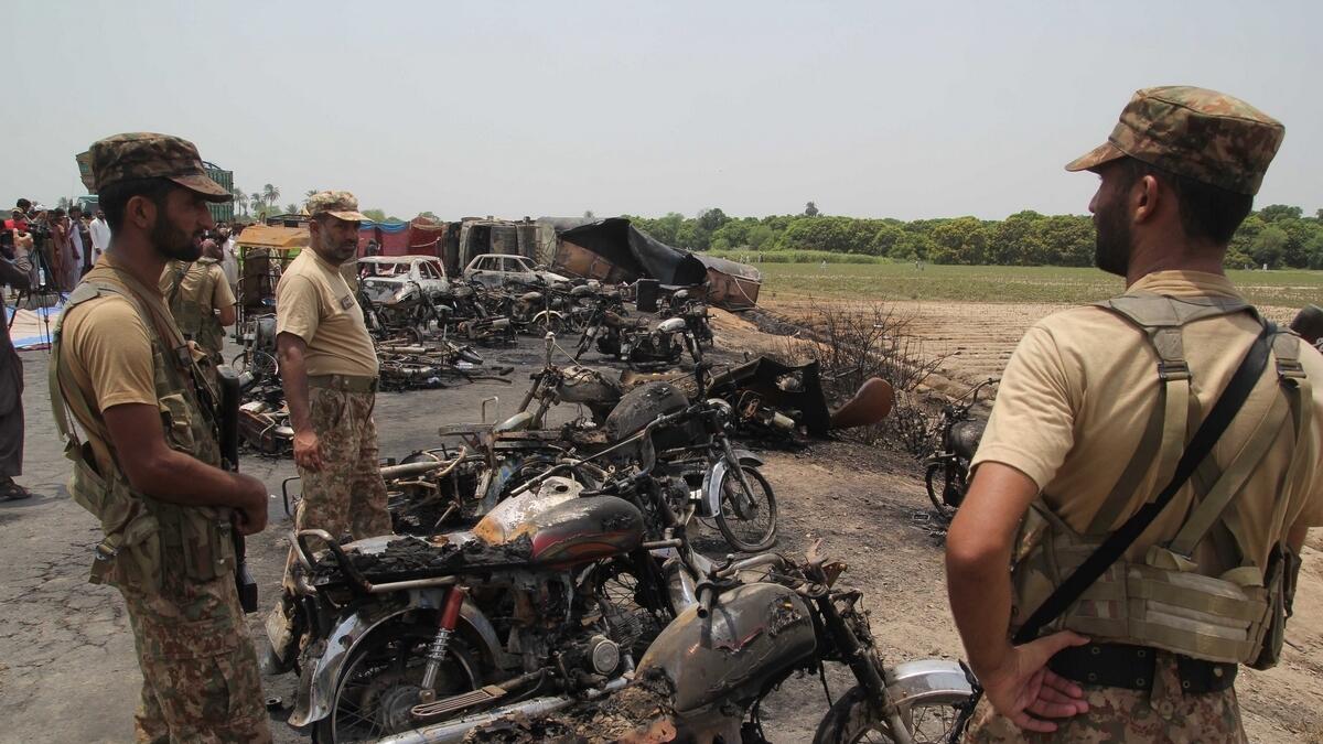 Pakistan Raises Death Toll To 157 From Fuel Truck Fire News Khaleej Times
