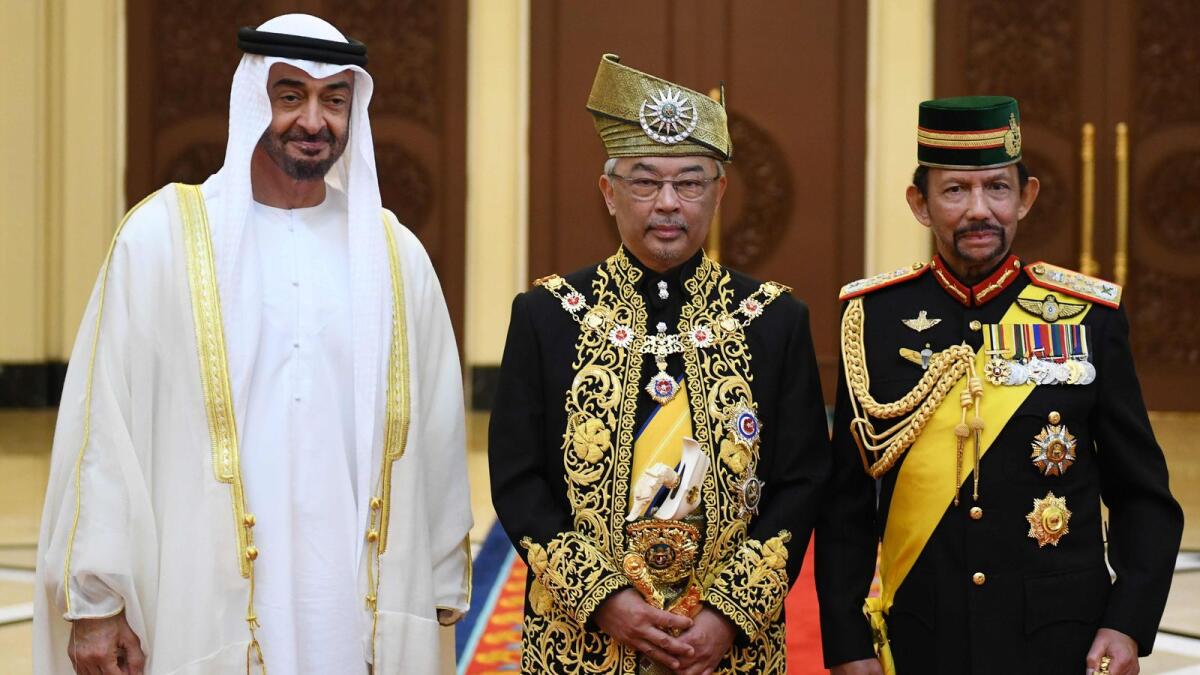 Малайзия бруней. Король Малайзии Абдулла. Султанаты Оман и Бруней.