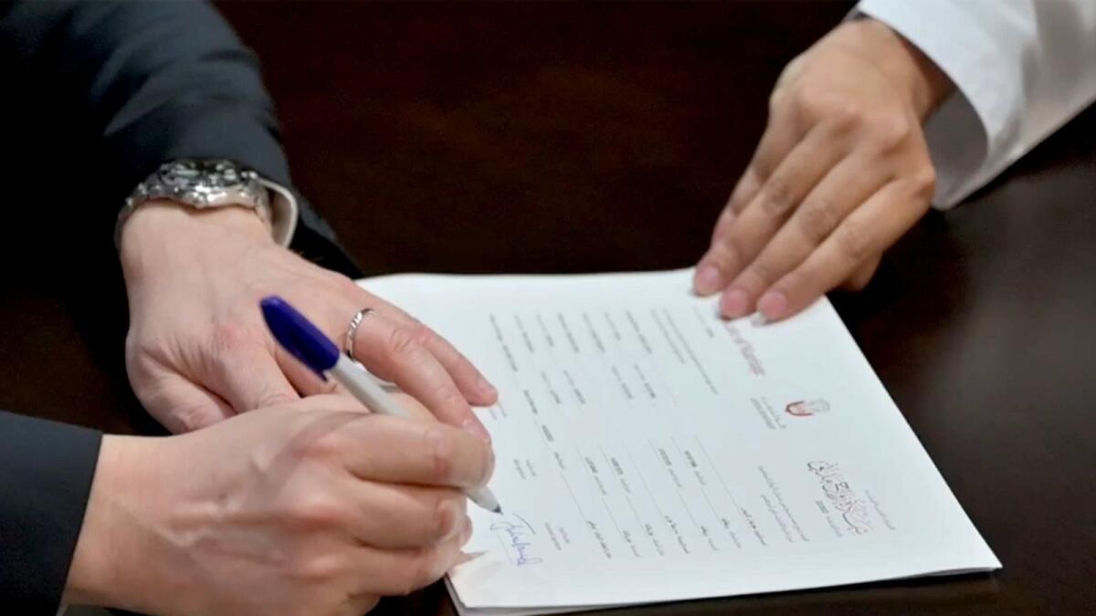 UAE: On Valentine's Day, couples tie the knot under Abu Dhabi's new  marriage law - News | Khaleej Times