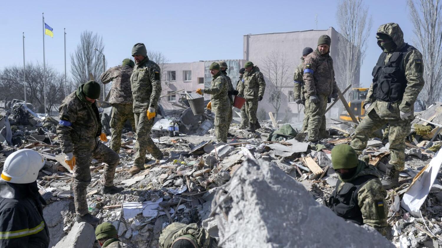 Обмен телами погибших украина. Боевые действия. Убитвесолдаты в Украине российские.