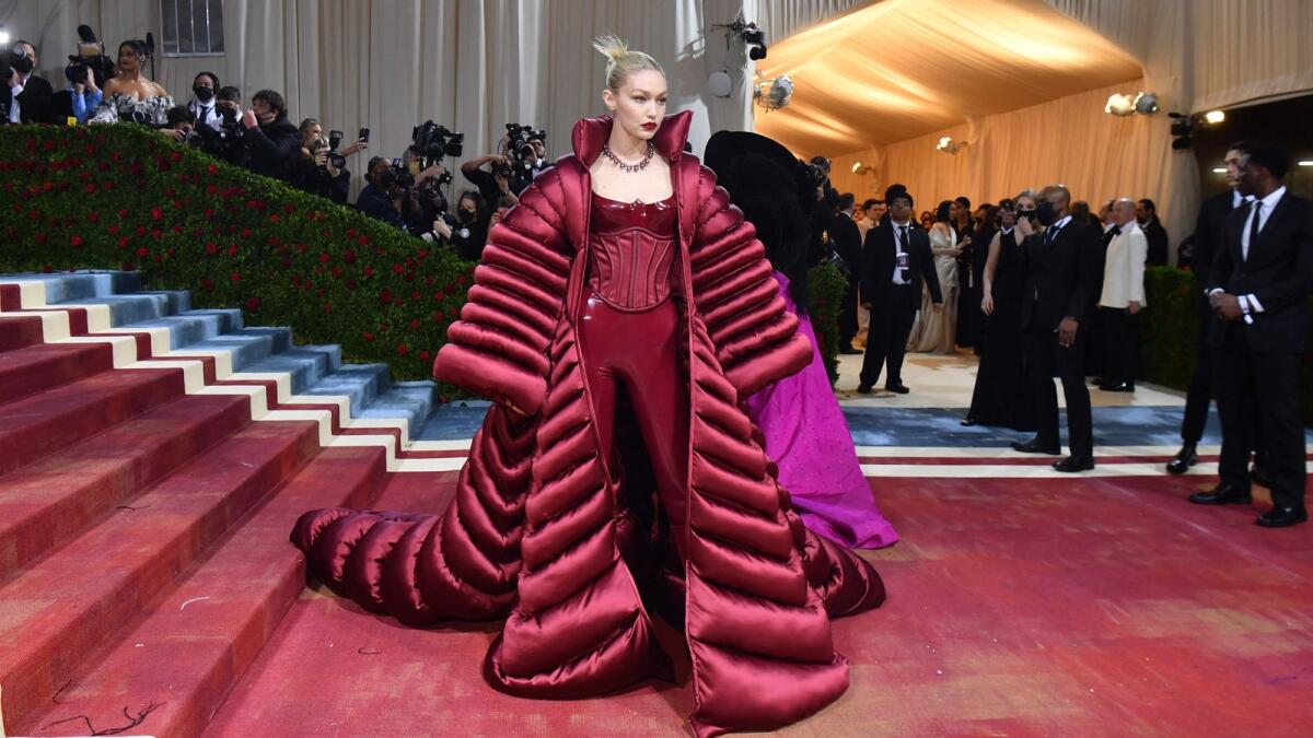From 'Monroe' to Musk: 13 stars who stole the show at the Met Gala 2022 ...