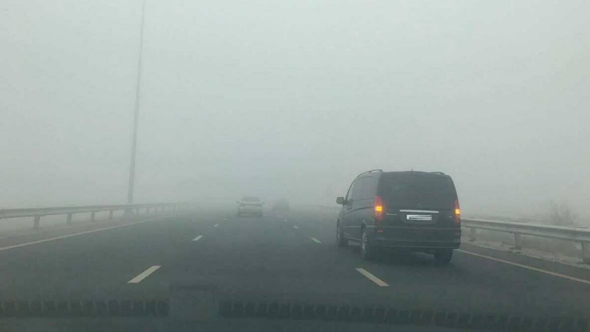 Hazard lights are hazardous when driving in fog: UAE experts
