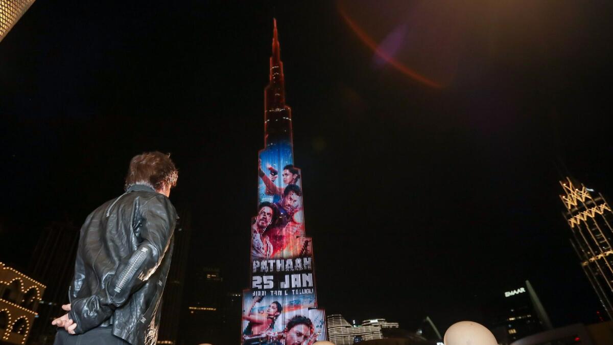 Shah Rukh wins hearts at Pathaan's Burj Khalifa trailer launch - News |  Khaleej Times