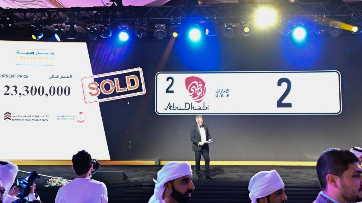 Abu Dhabi license plate number 2 was auctioned for Dh23.3m during Emirates Auction for 1 Billion Meal campaign in Abu Dhabi on Wednesday. KT/Neeraj Murali