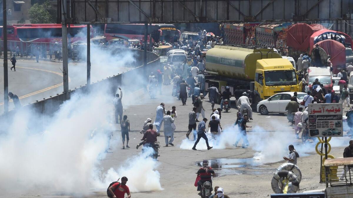 Pakistan police fire teargas, baton-charge supporters of ousted PM Khan -  News | Khaleej Times