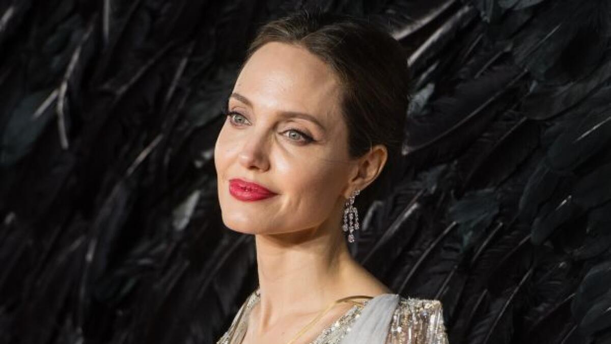 Angelina Jolie keeps kids away from Brad Pitt amid isolation - News ...