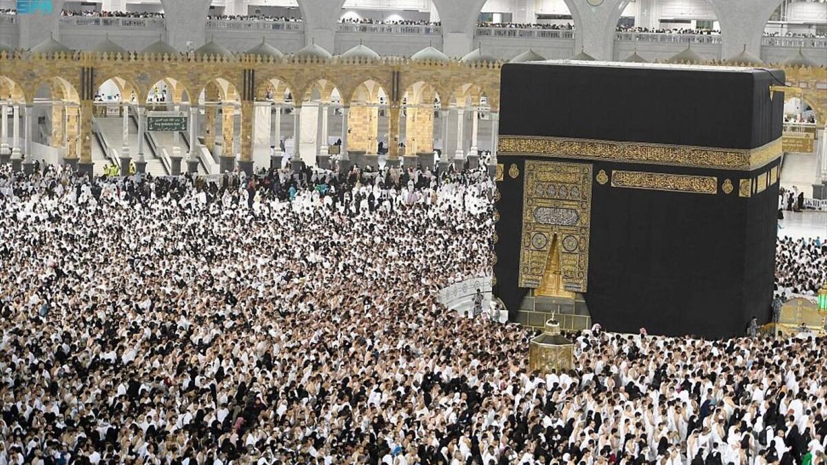 Поставить коран в мекке. Кааба в Мекке 2022. Iftar Makkah Kaaba. Рамазан в Мекке. Рамадан в Мекке.