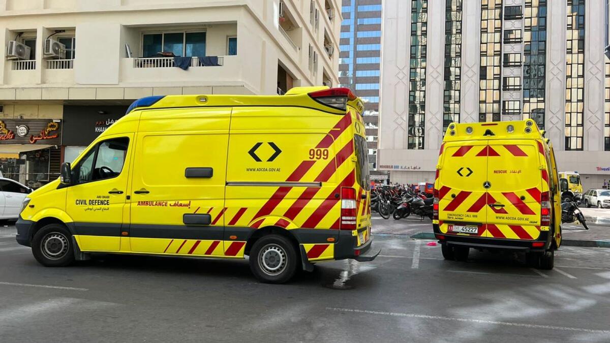 Abu Dhabi: 19 injured after fire breaks out in 30-storey building - News | Khaleej Times