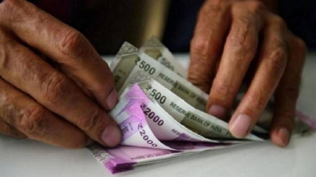 Indian rupee crashes against UAE dirham amid escalating Russia-Ukraine tension - News | Khaleej Times