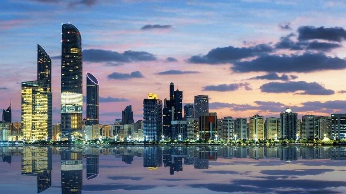 UAE: Longer weekend, new working hours in Abu Dhabi from 2022 - News |  Khaleej Times
