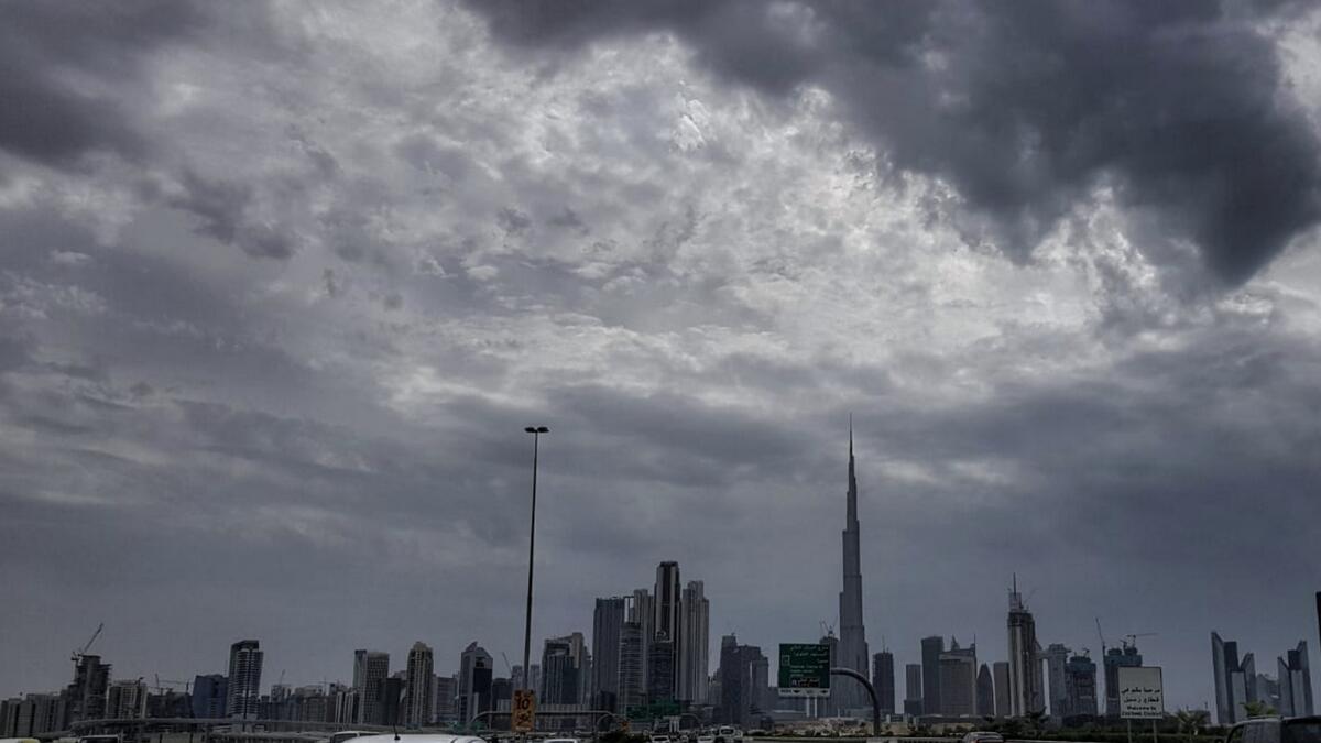 UAE weather: Partly cloudy with chance of rainfall - News | Khaleej Times