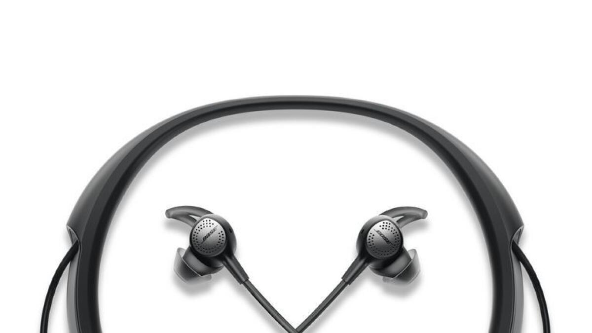 Gadget Review: Boses QC-30 Headphones