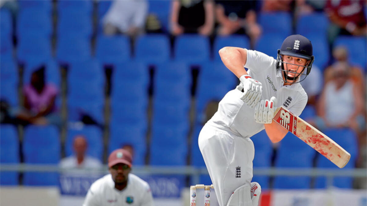 IPL 2015: England lead by 328 runs against West Indies in first Test