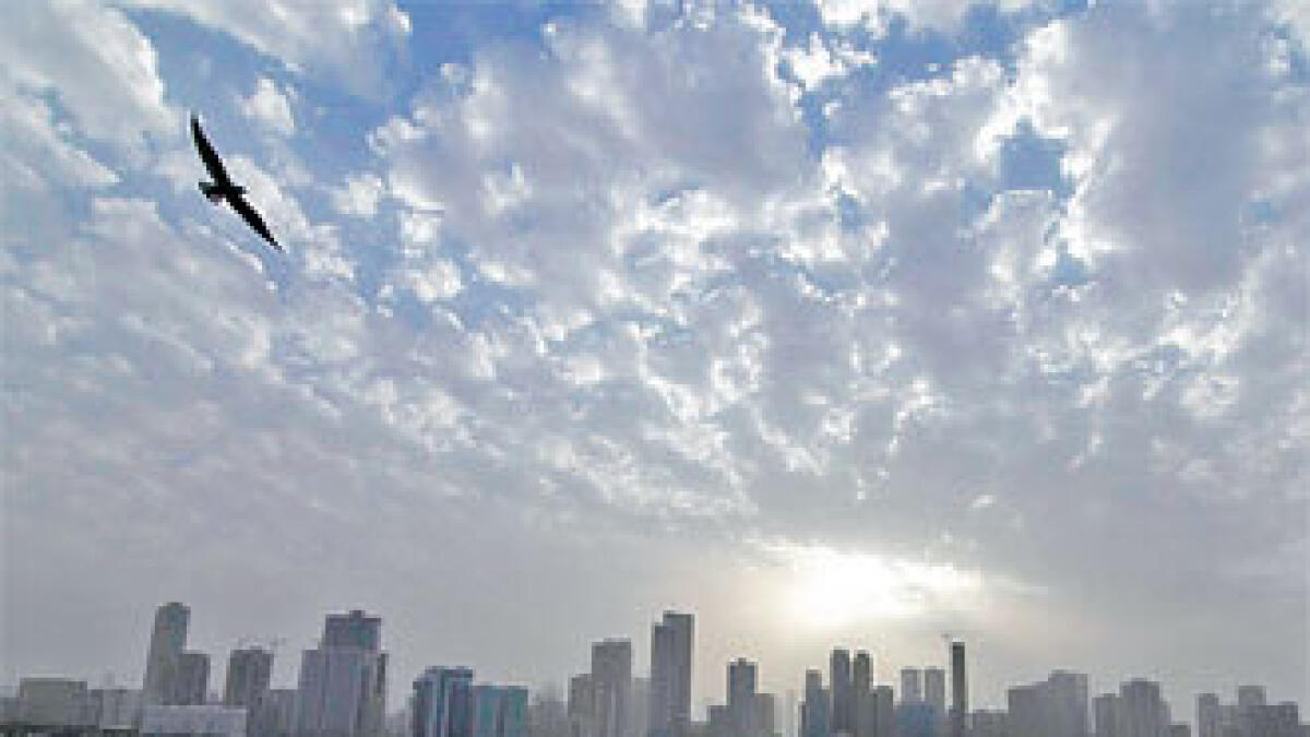Cloudy weather to continue today