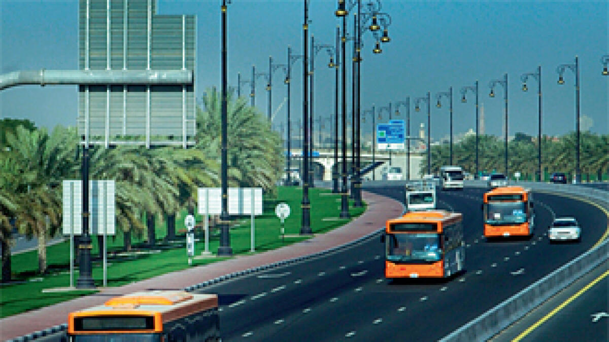 Foreign experts to study Sharjah traffic issues