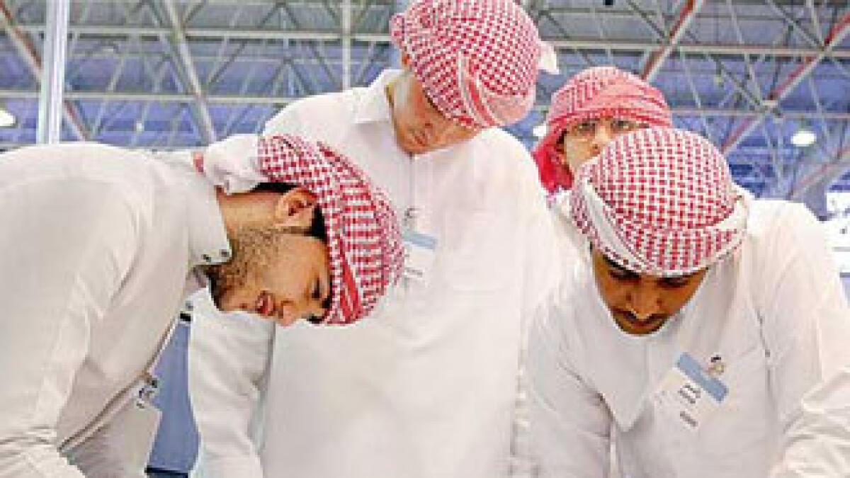 Visitors swell at Sharjah Education Fair