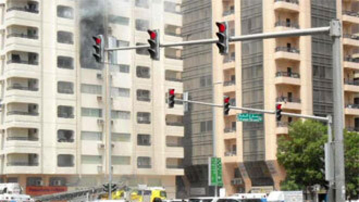 Huge blaze in Abu Dhabi leaves 40 homeless