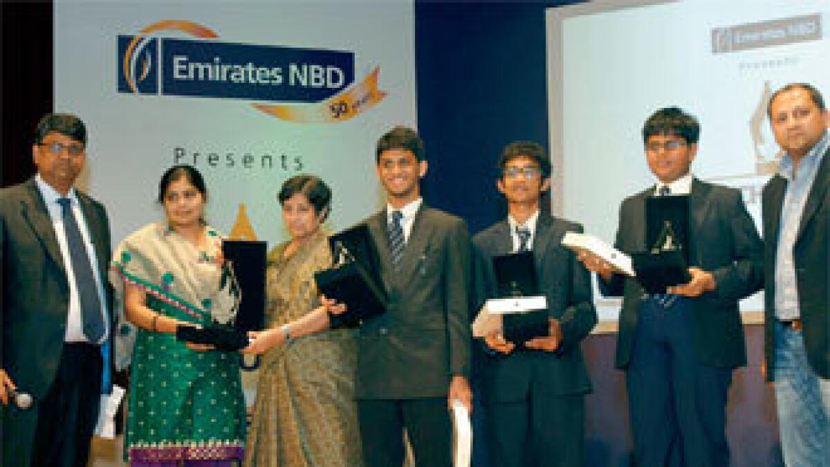 Abu Dhabi Indian School wins Quiz Dubai contest