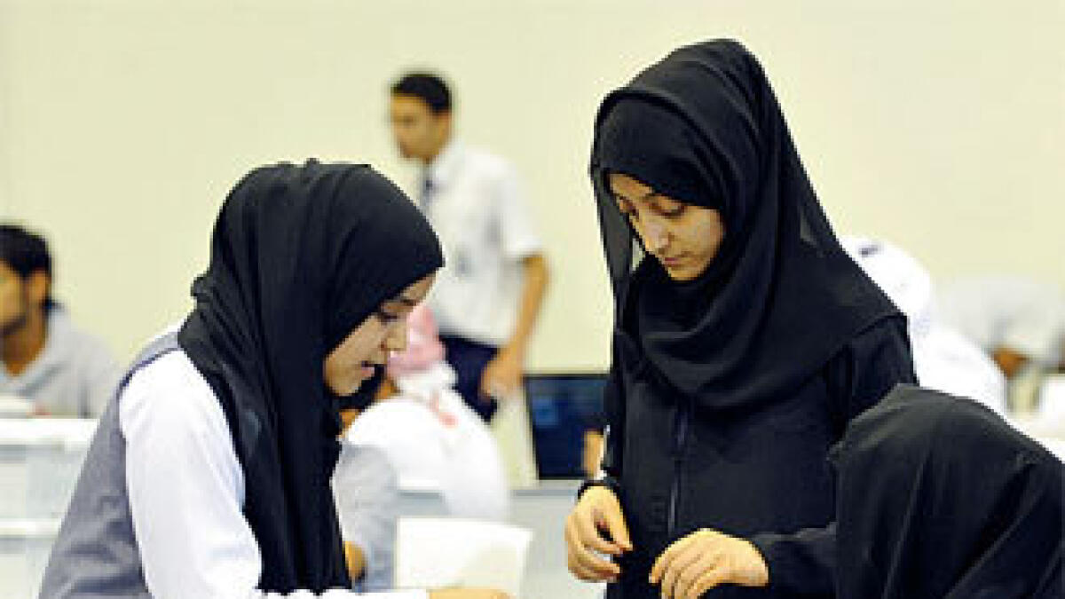 19 UAE teams compete at robot olympiad