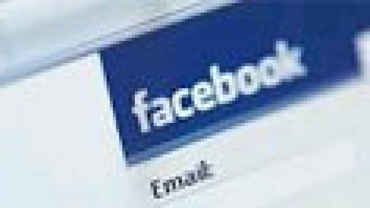 600000 hack attempts daily: Facebook