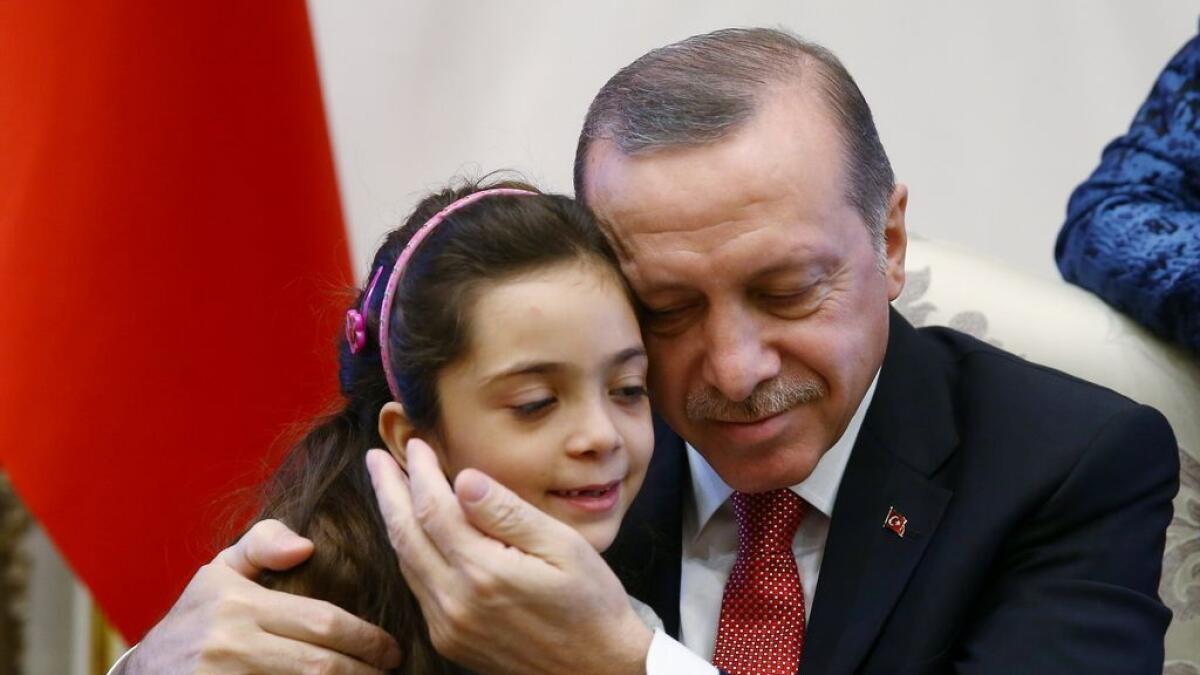Syrian girl who tweeted from Aleppo meets Turkeys Erdogan