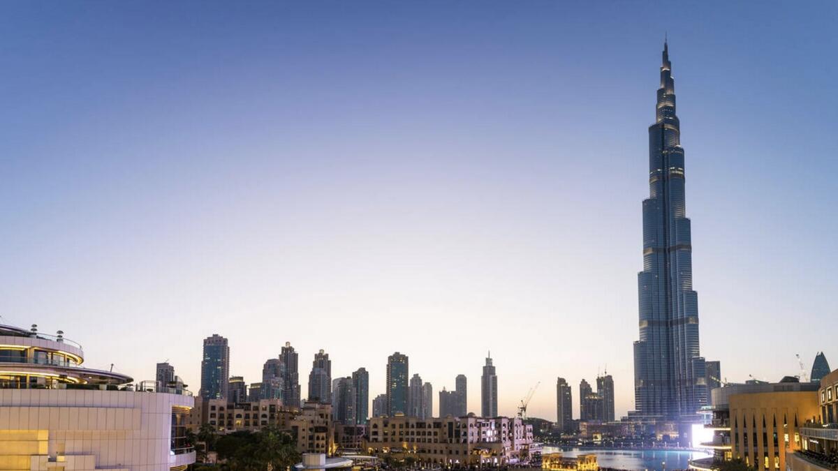 Combating, covid19, coronavirus, Help, light up, ‘world’s tallest donation box, Dubai, Burj Khalifa