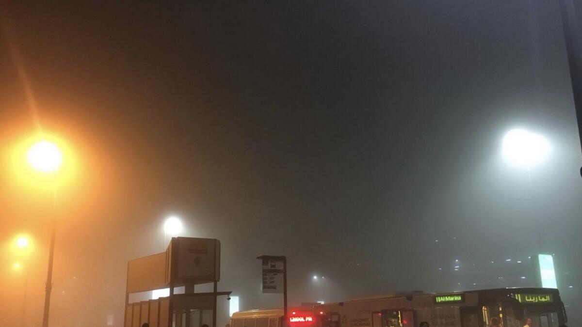 Video: Fog covers parts of UAE, visibility less than 800m