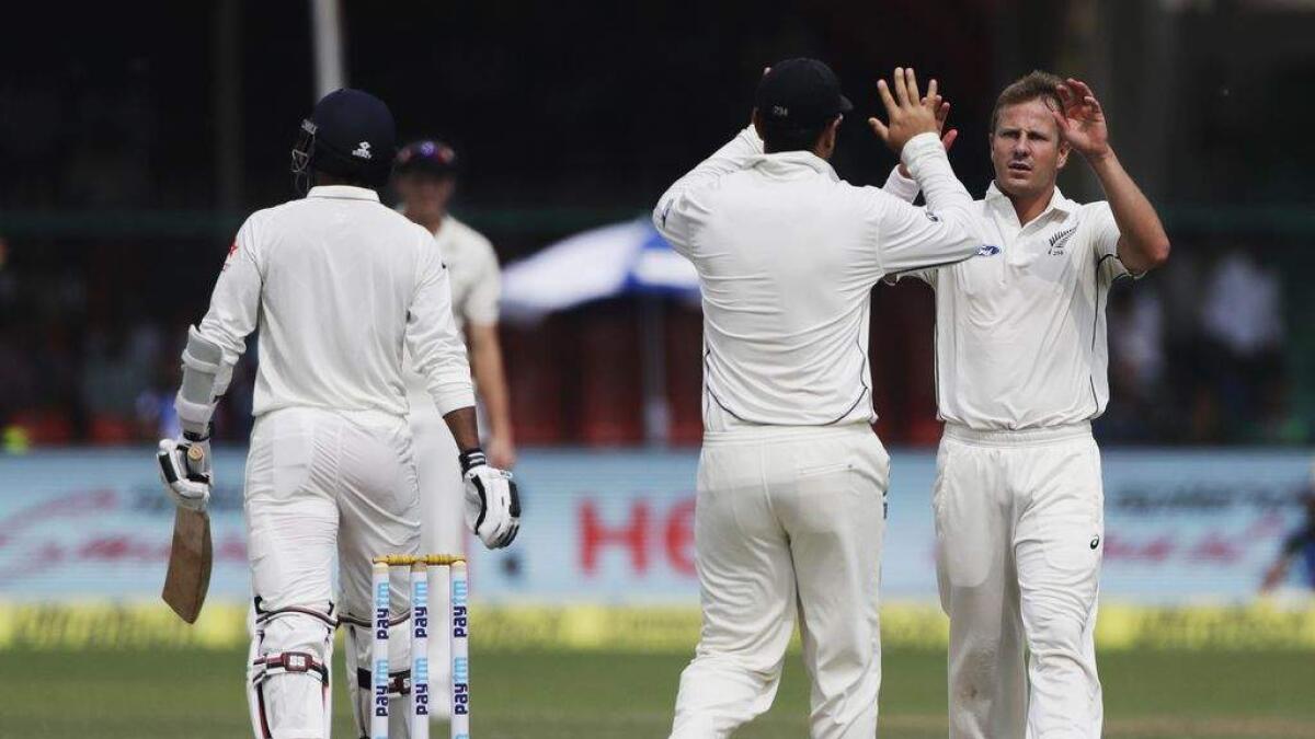 New Zealand reply strongly on rain-hit day