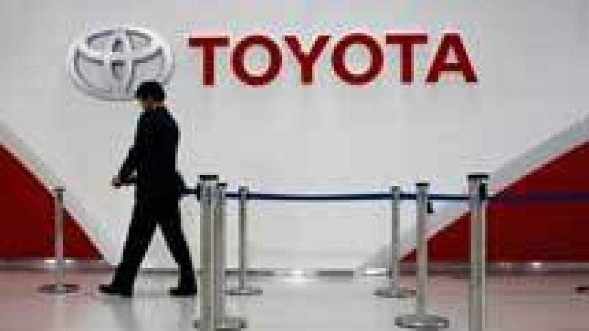 Toyota to unveil Camry update in couple of weeks