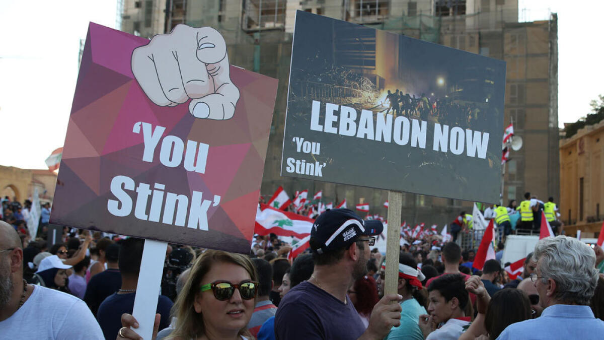 Lebanese in mass You Stink rally against politicians