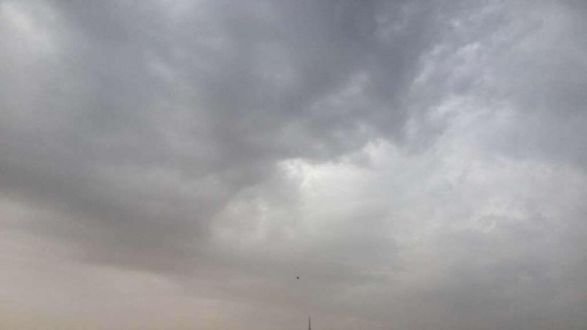Overcast sky seen from Musallah Al Eid Al-Mankhool.