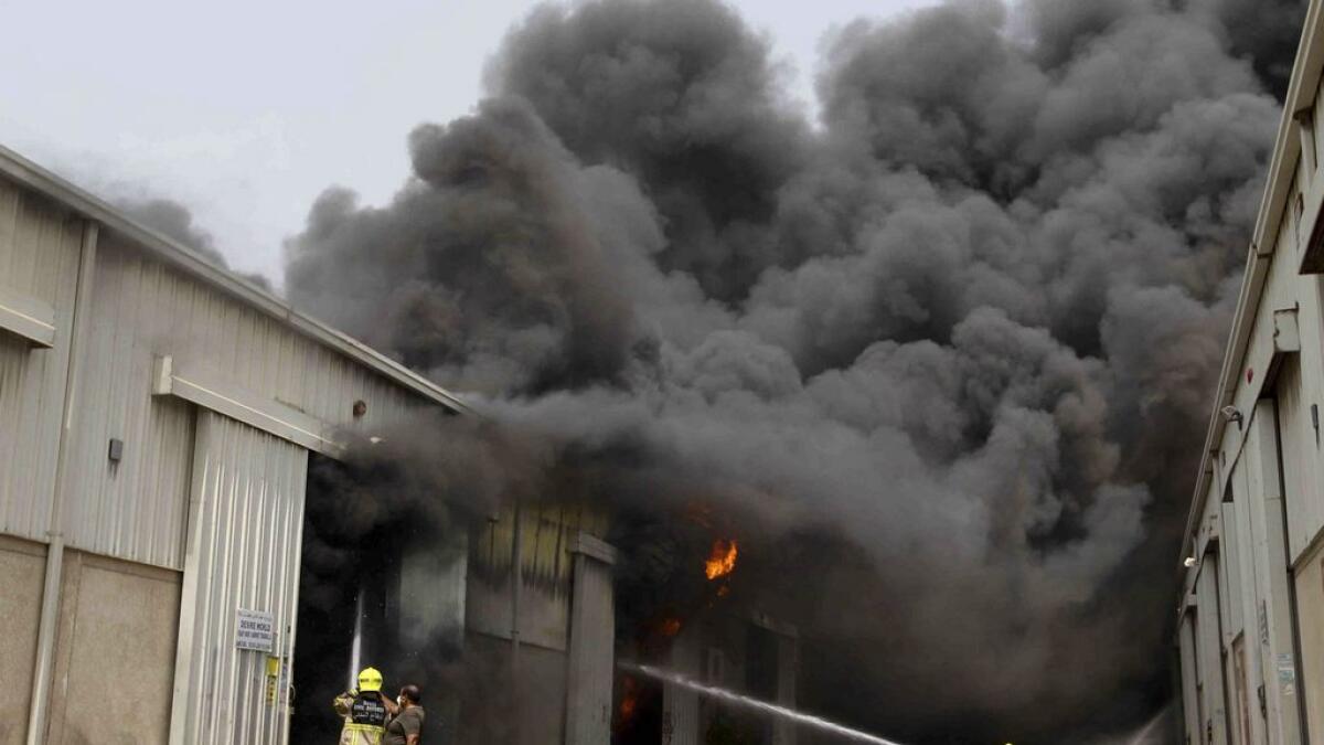 Fire damages warehouse in Dubai