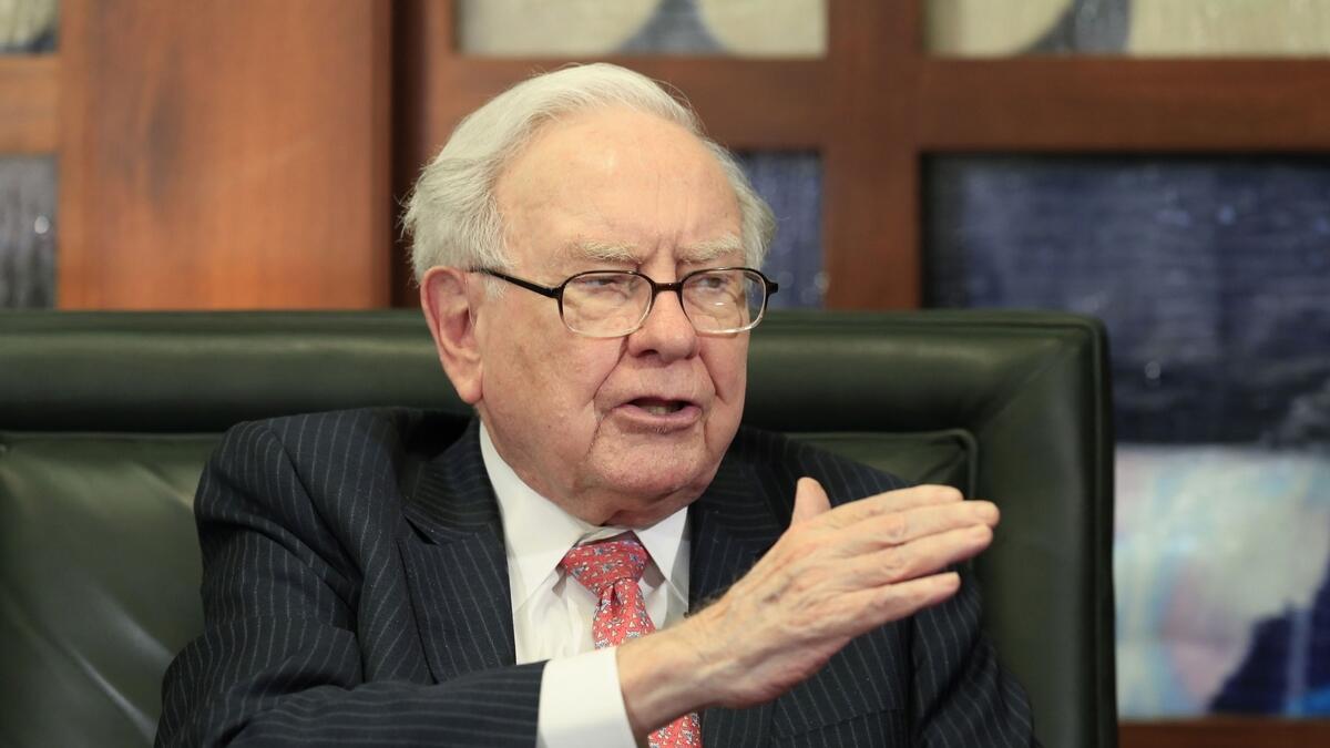 Warren Buffett makes Dubai business debut