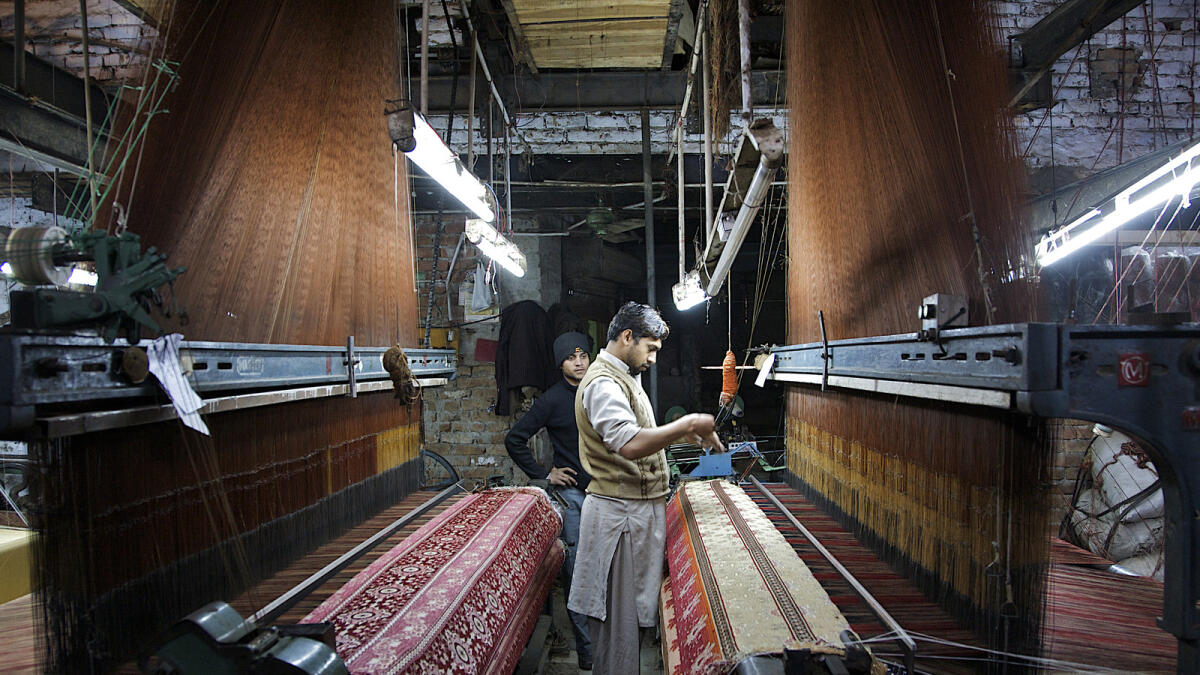 Pakistan pledges steps to boost textile production