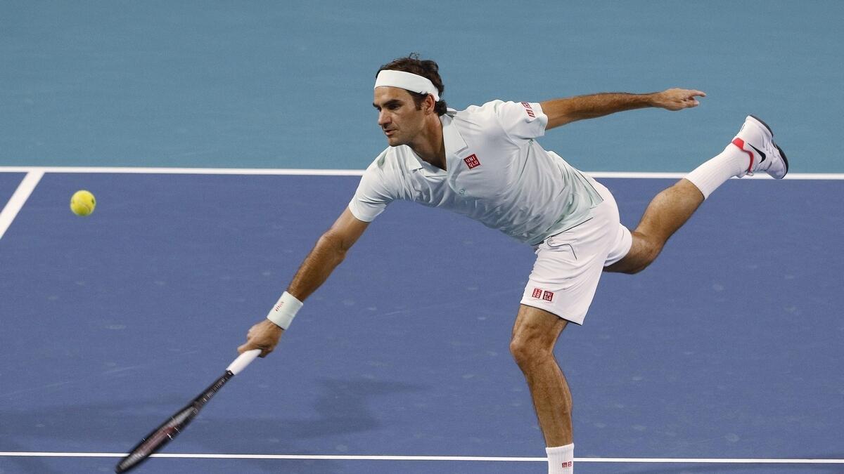 Federer faces Shapovalov in final
