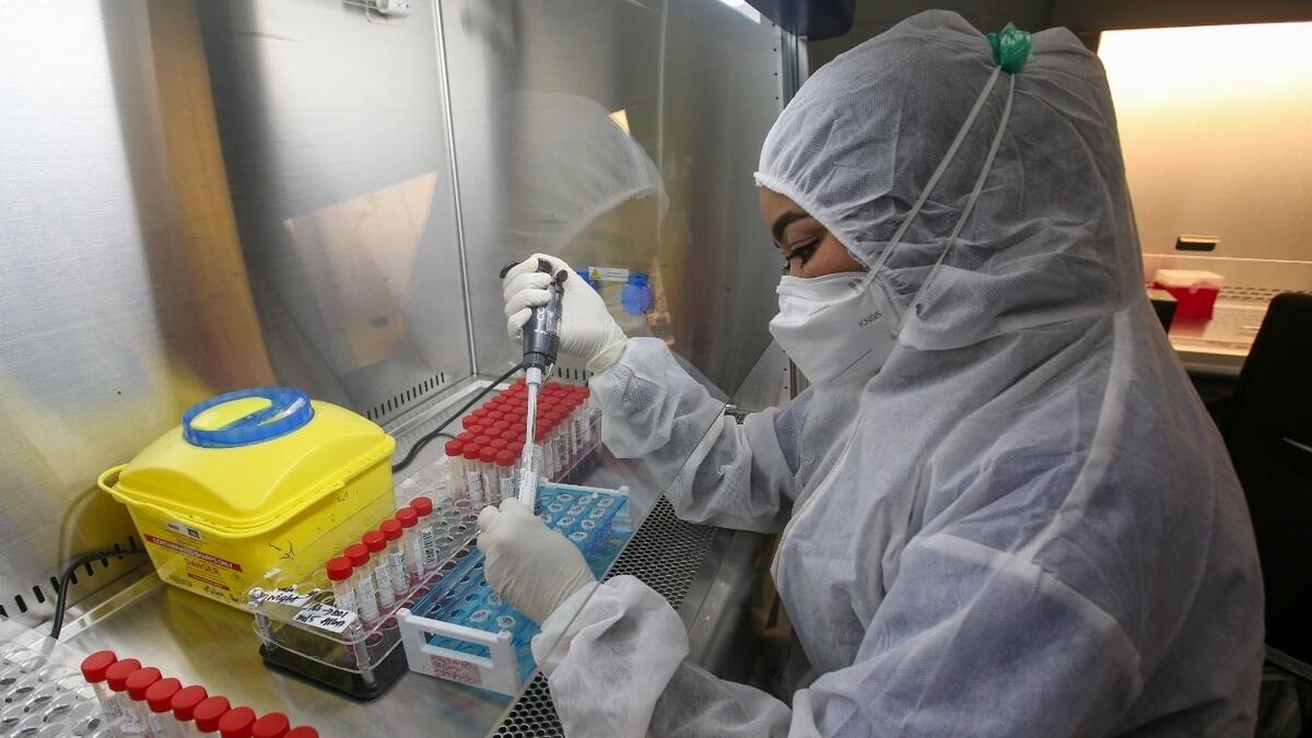 Combating, coronavirus, UAE lab, test, 35,000, Covid-19 samples, day