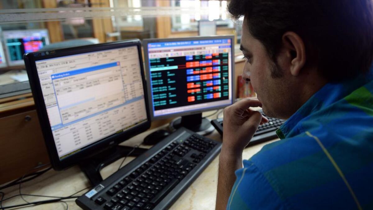 Sensex up 156 pts in early trade on positive global cues