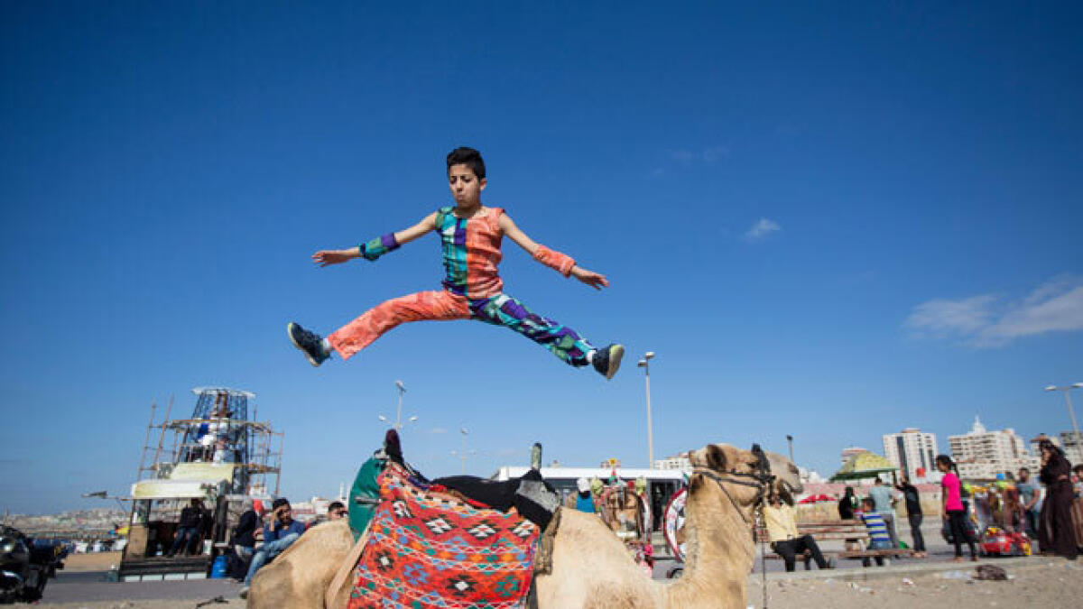 Gaza Spiderboy seeks to storm Guinness world records