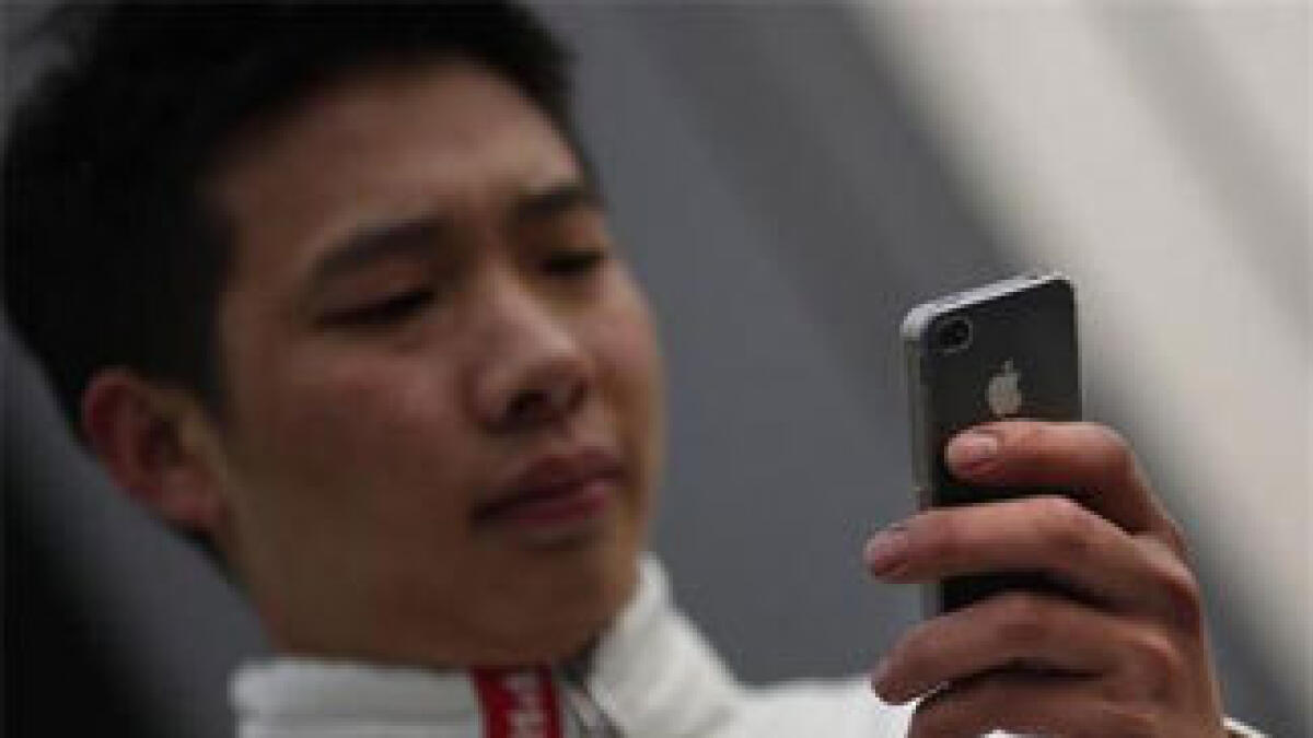 Golden Calls: Will China embrace a champagne iPhone?