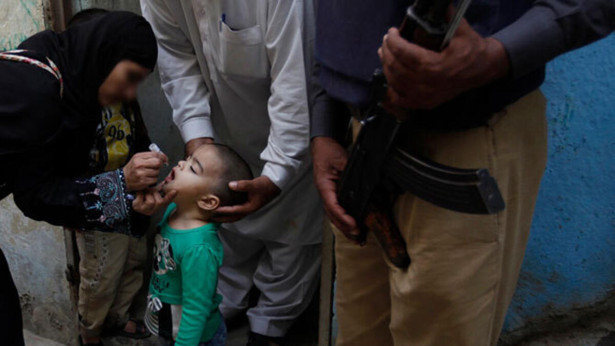 Police kills attacker of anti-polio team in Pakistan