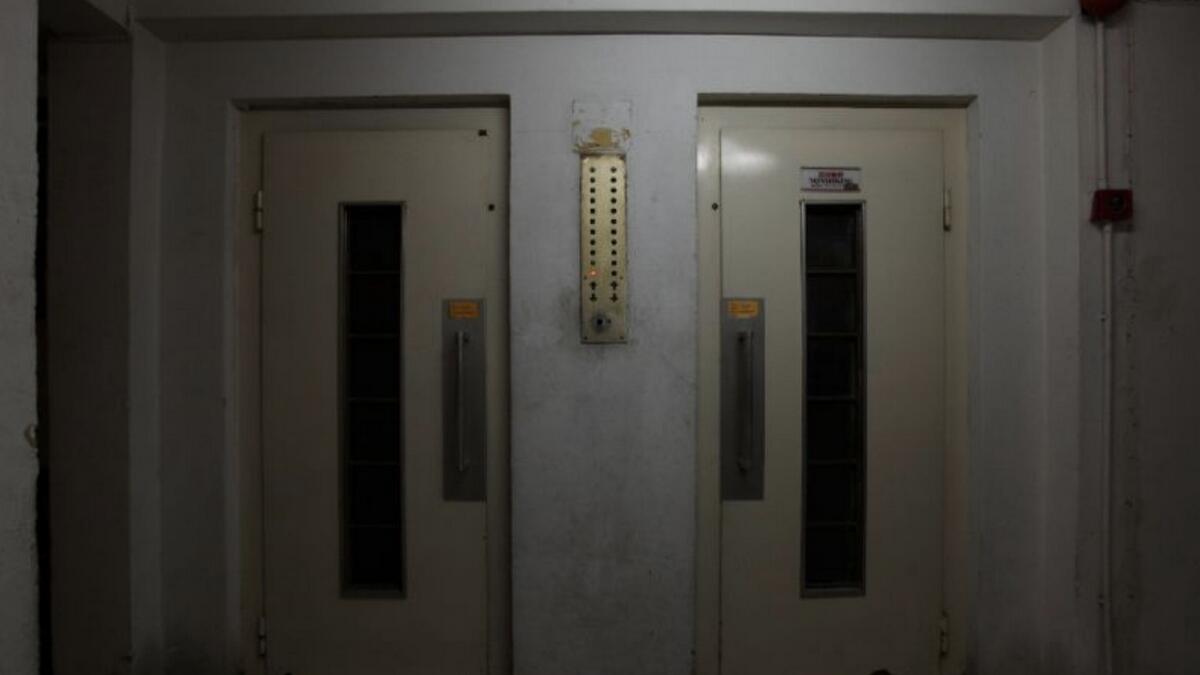Elevator crashes from second floor at AIIMS hospital, 5 injured