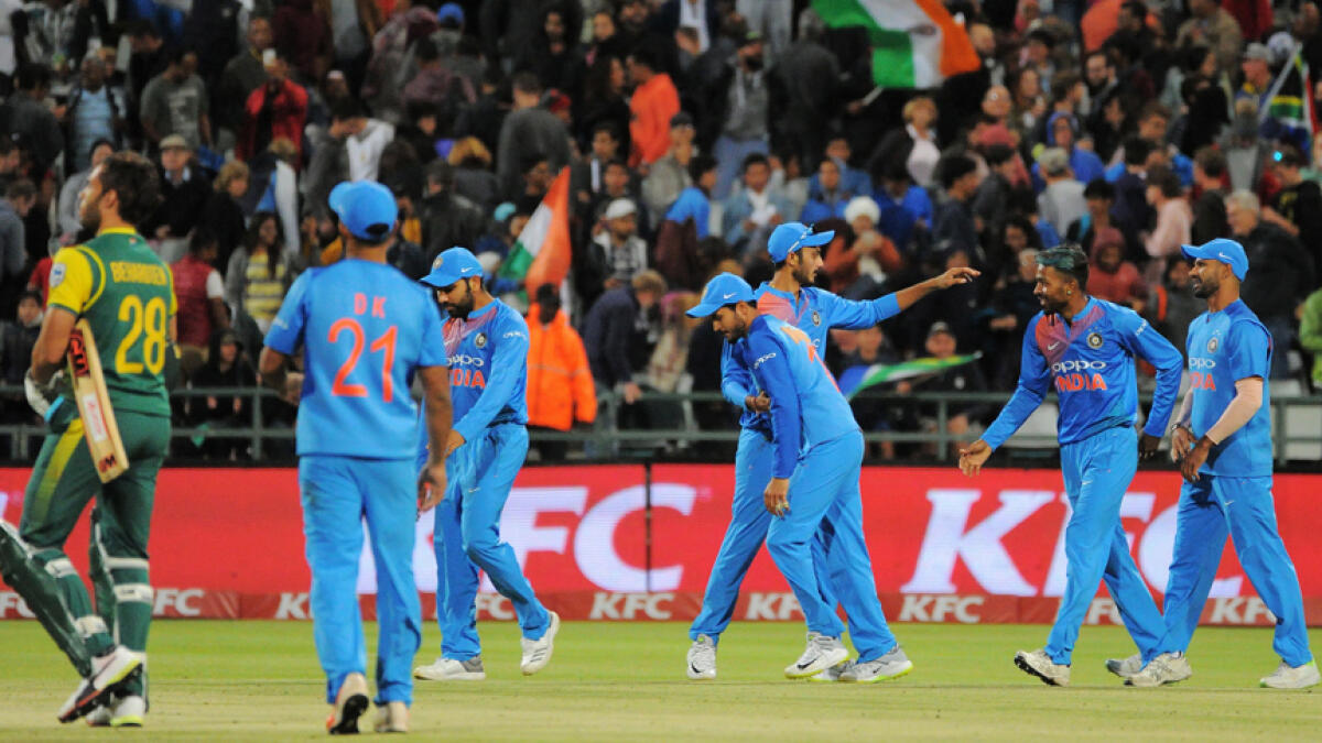 Raina shines as India claim Twenty20 series against South Africa